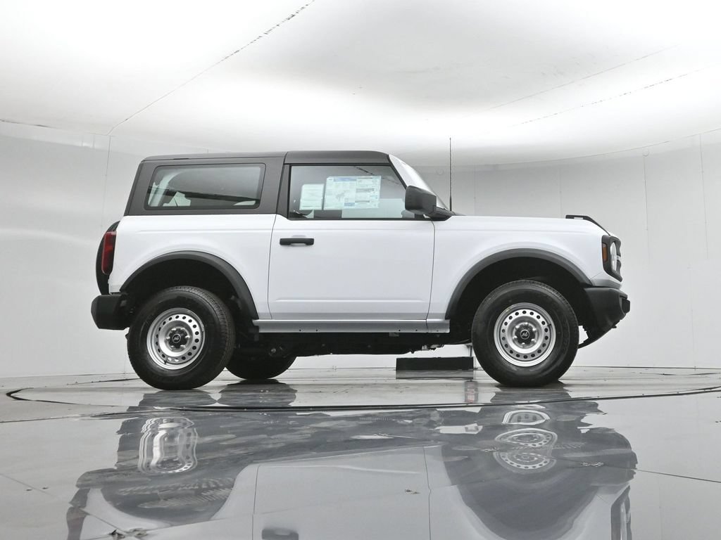 New 2026 Ford Bronco 2-Door AWD/4WD image 43