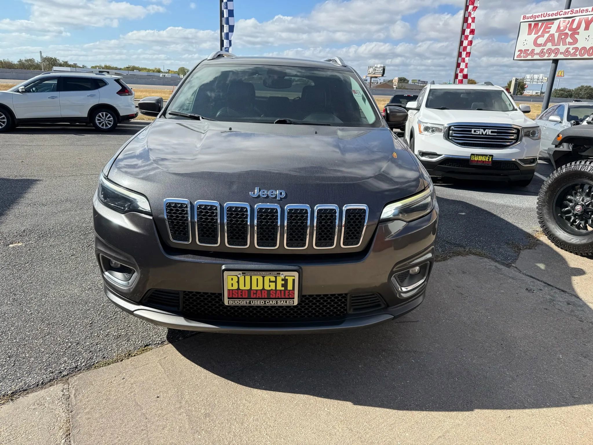 Used 2020 Jeep Cherokee Limited FWD image 2