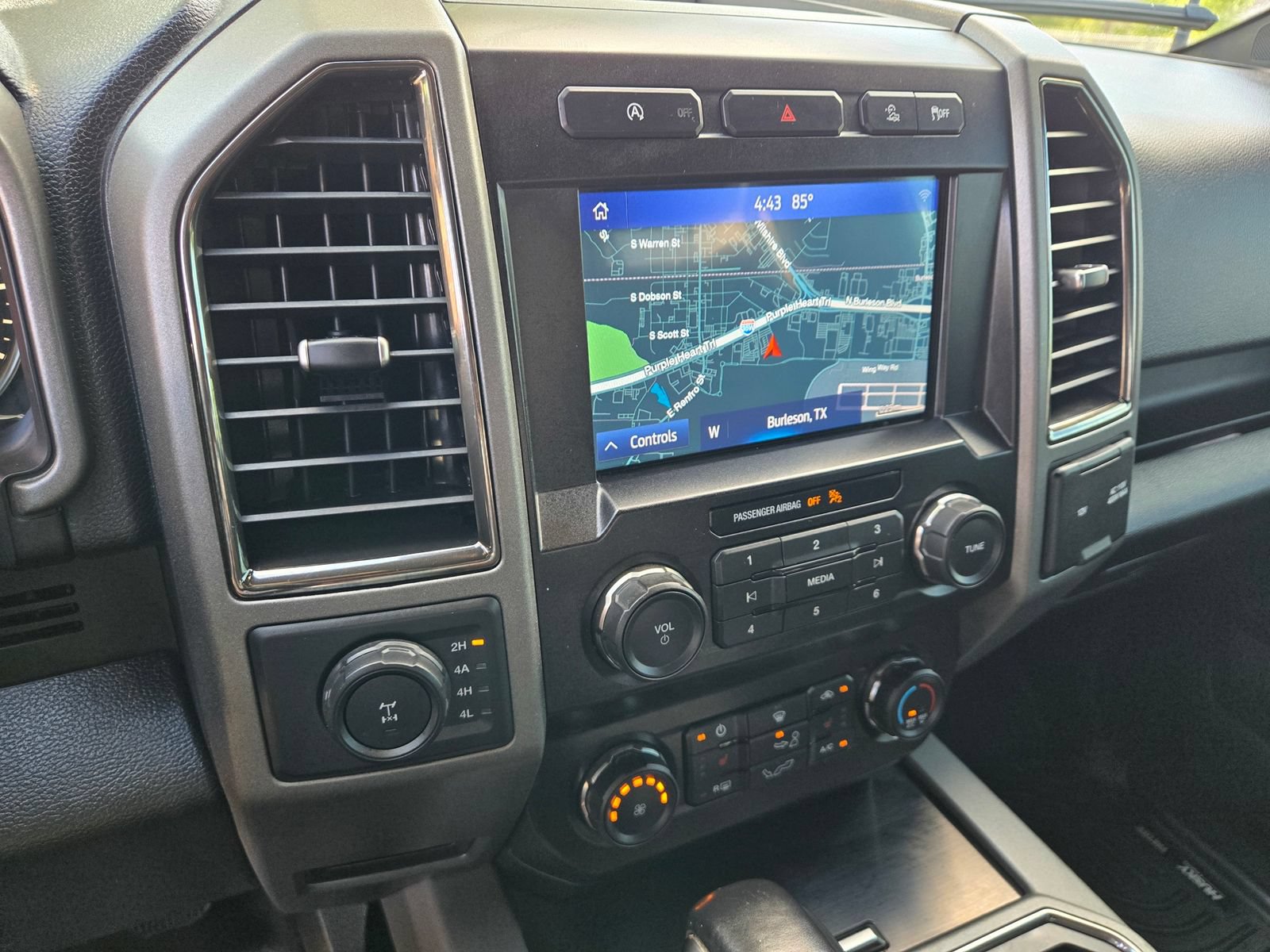 Used 2019 Ford F150 Raptor w/ Equipment Group 801A Mid AWD/4WD image 16