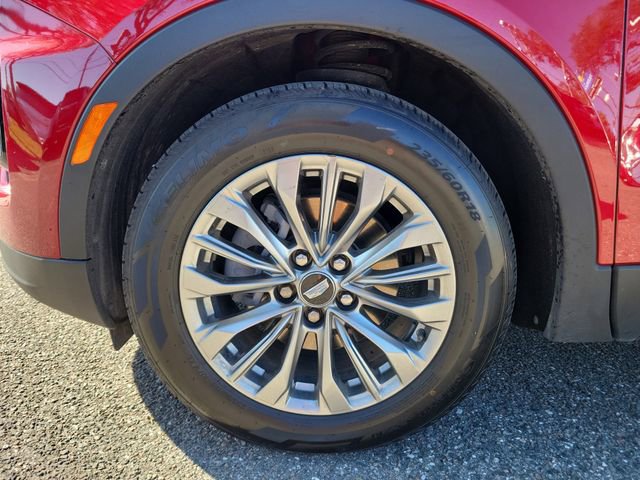 Used 2024 Cadillac XT4 Premium Luxury AWD/4WD image 6