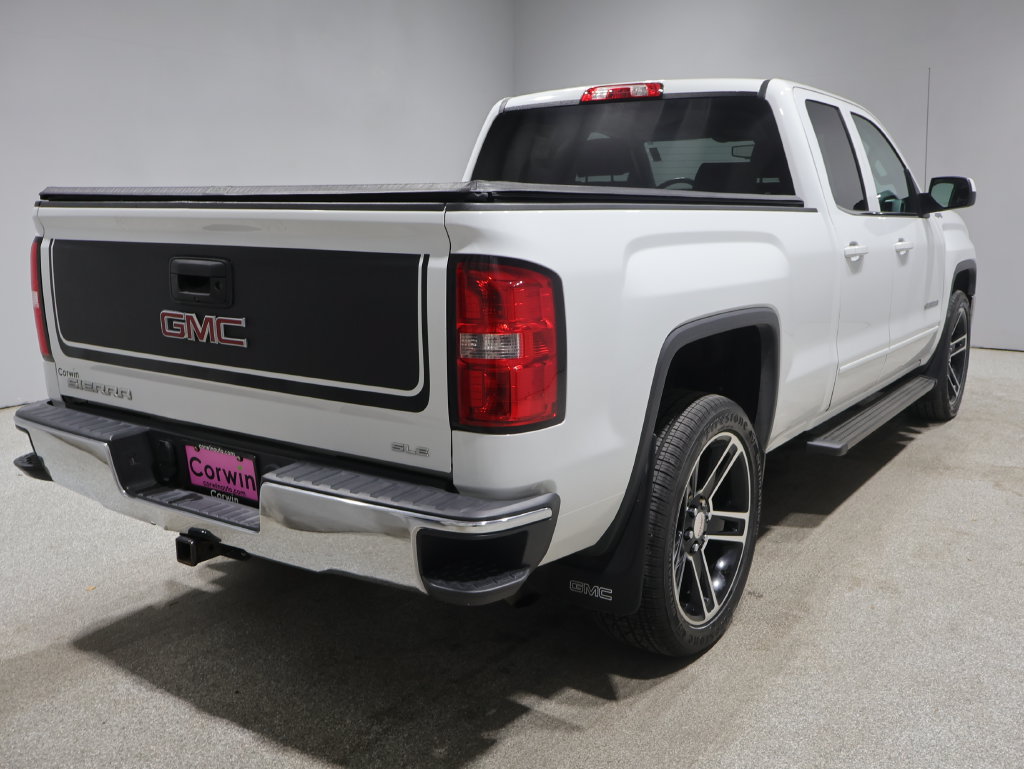 Used 2015 GMC Sierra 1500 SLE w/ Carbon-22 Edition AWD/4WD image 2