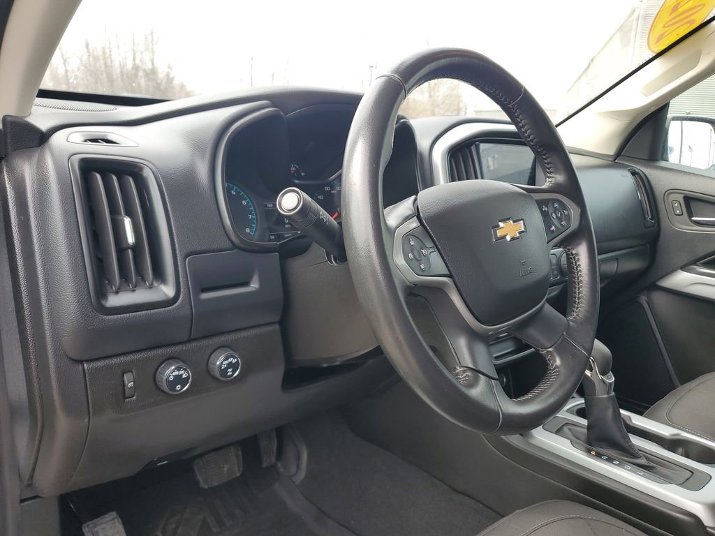 Used 2022 Chevrolet Colorado LT image 14