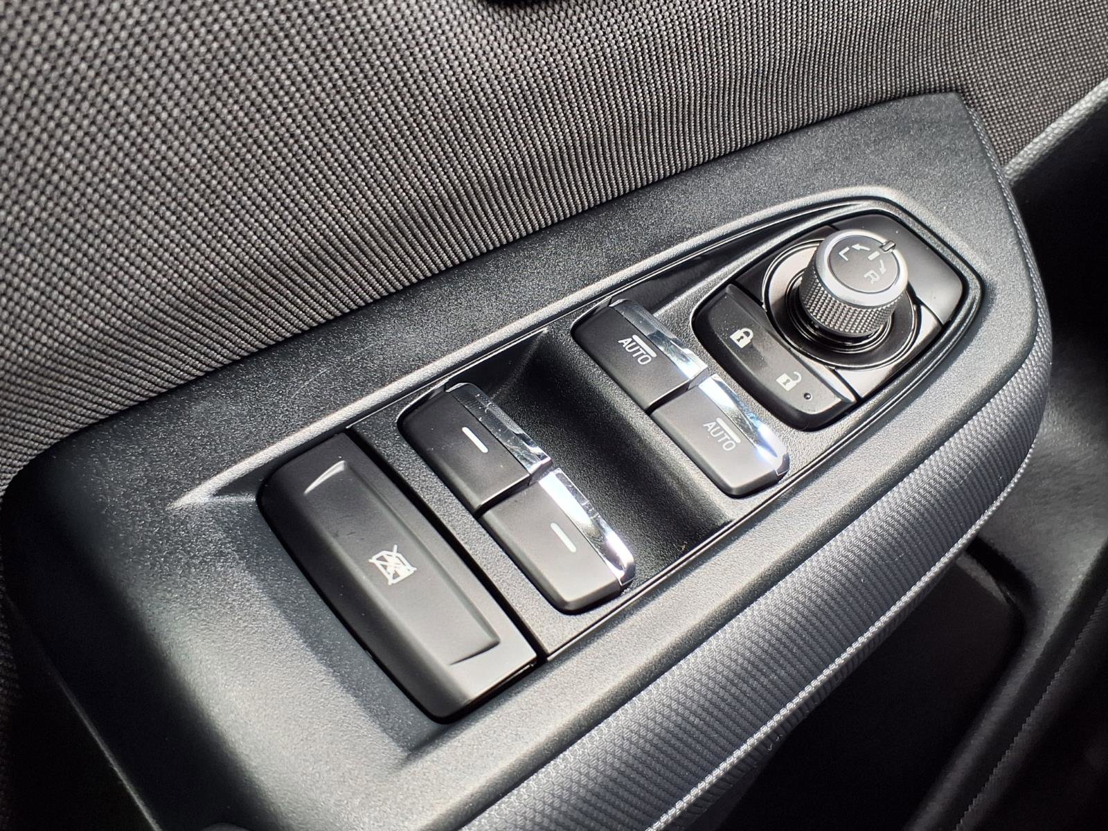 Certified 2025 Subaru Forester Premium AWD/4WD image 11