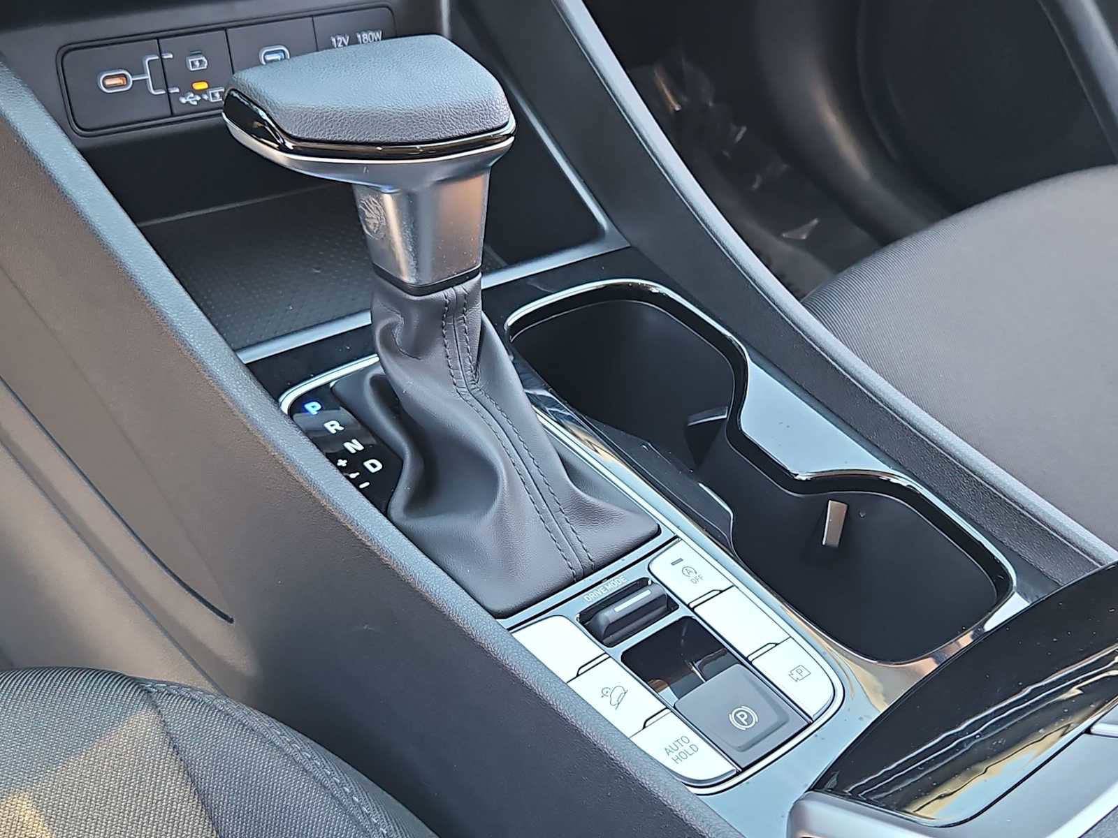 Certified 2026 Hyundai Tucson SE FWD image 30