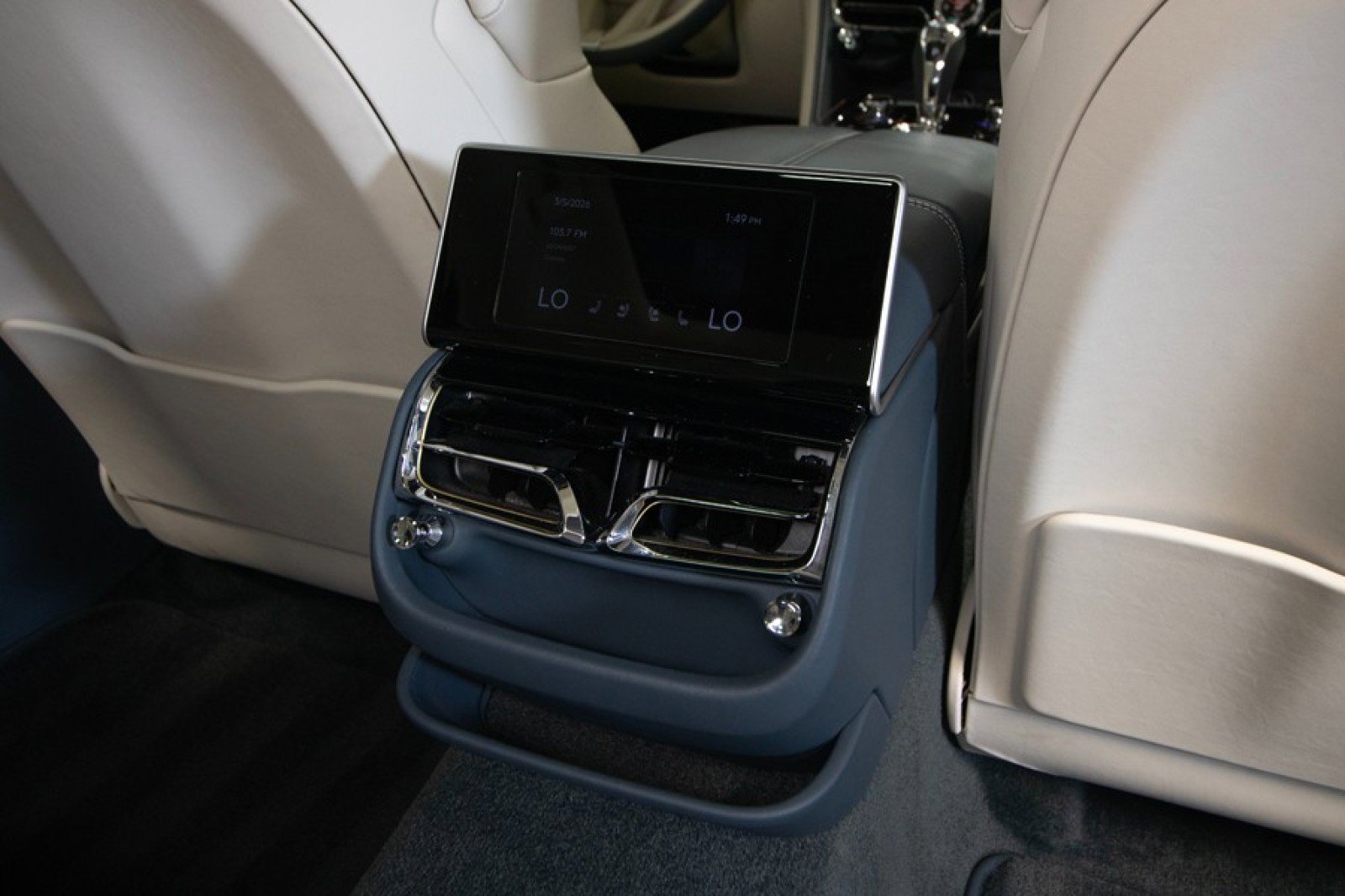 Used 2021 Bentley Flying Spur W12 image 64