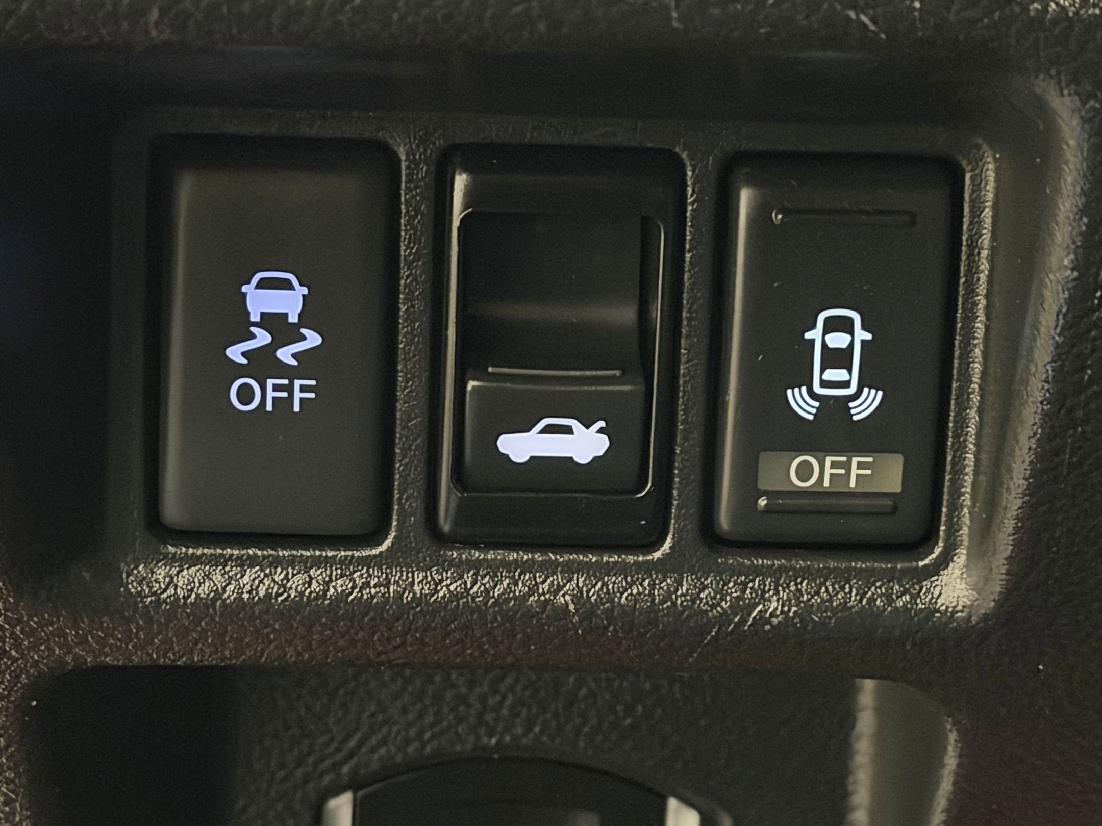 Used 2013 INFINITI G37 x w/ Premium Pkg image 19