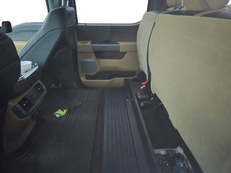 Used 2022 Ford F150 Lariat w/ Equipment Group 502A High image 8