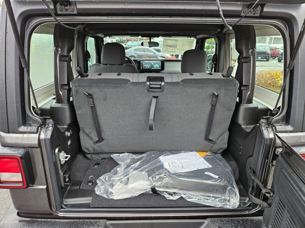 New 2026 Jeep Wrangler Sport AWD/4WD image 11