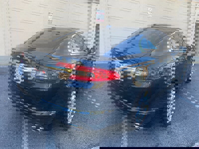 Used 2010 Jaguar XF Luxury image 10