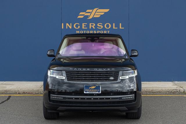 Used 2023 Land Rover Range Rover Long Wheelbase Autobiography image 2
