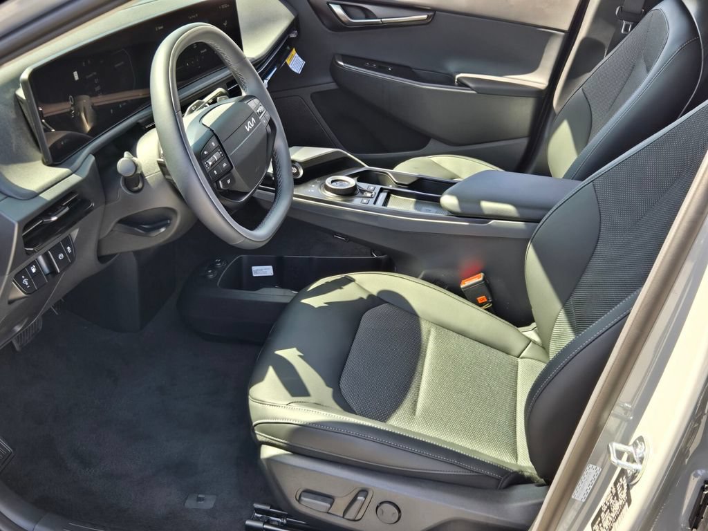 New 2026 Kia EV6 Light RWD image 6