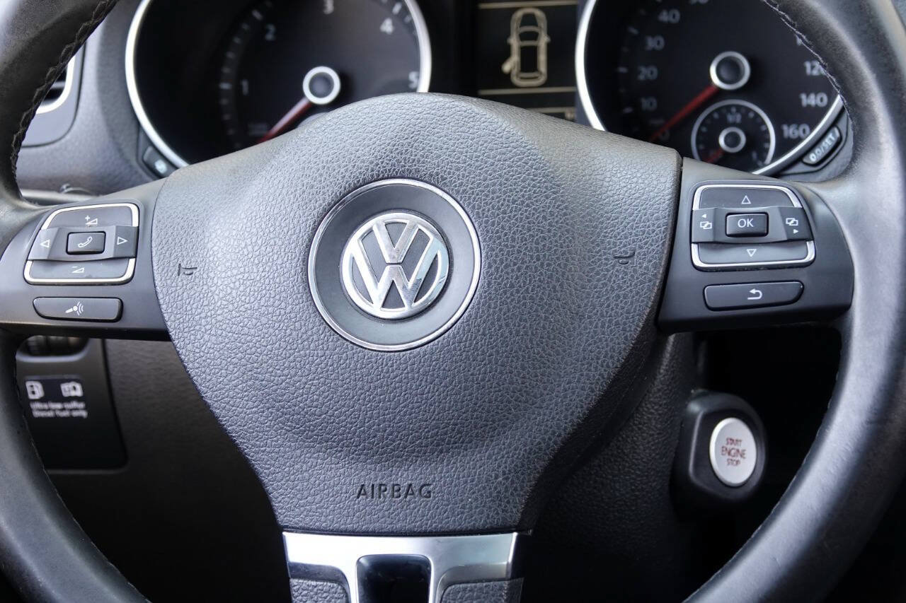 Used 2012 Volkswagen Jetta TDI FWD image 70