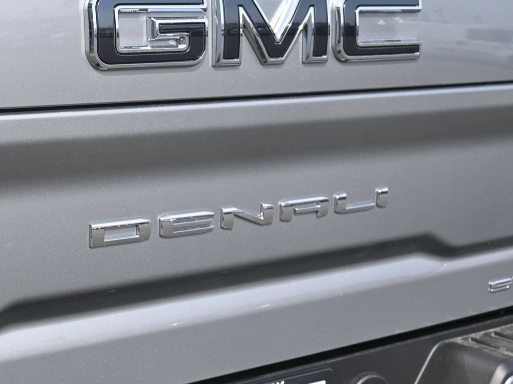 New 2026 GMC Sierra 3500 Denali Ultimate AWD/4WD image 9