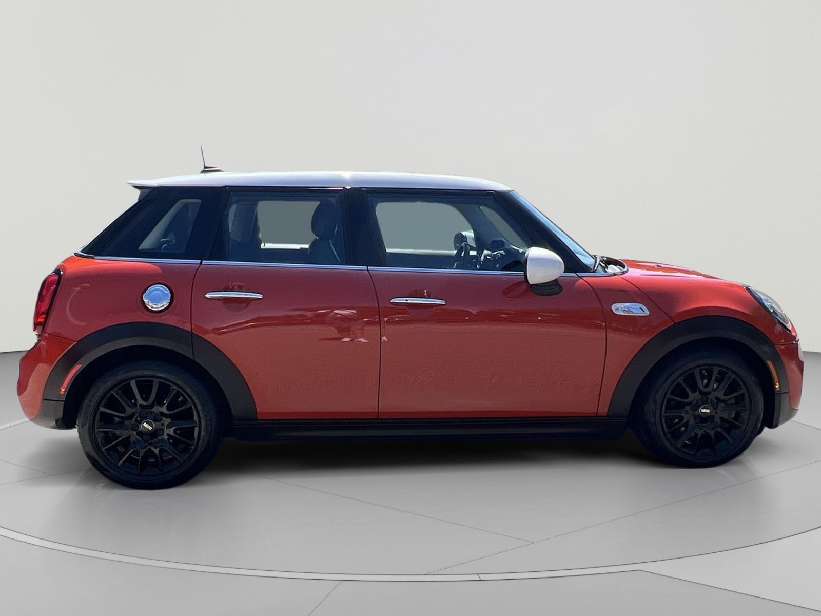 Used 2019 MINI Cooper S w/ Premium Package FWD image 14