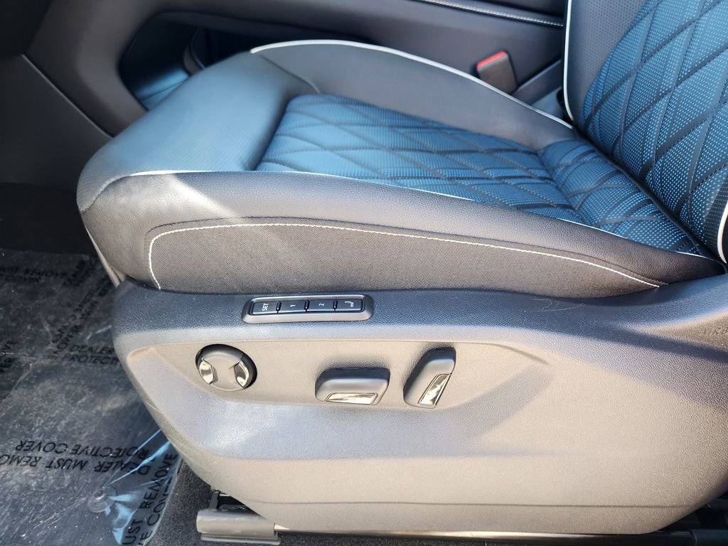 New 2026 Volkswagen Atlas Cross Sport SEL Premium R-Line image 14