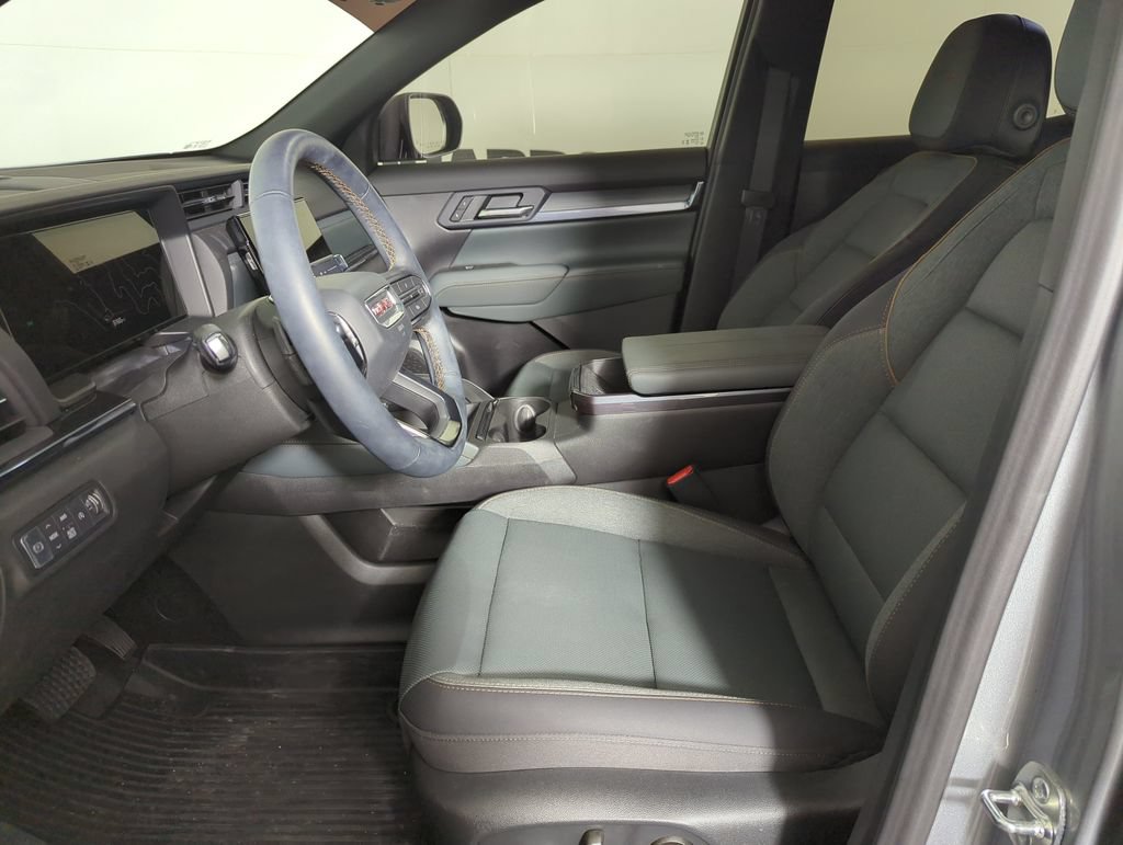 Used 2026 GMC Terrain AT4 w/ Technology Package II AWD/4WD image 7