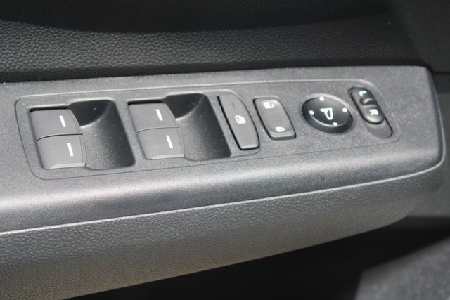 Used 2026 Honda CR-V Sport-L image 11
