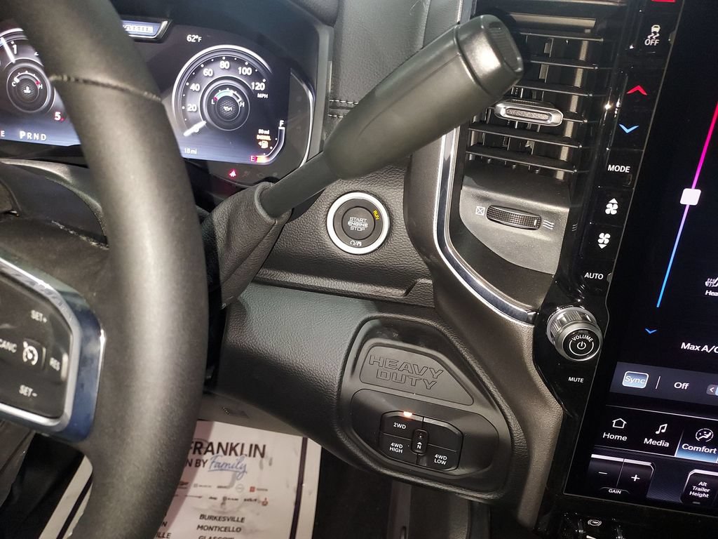 New 2026 RAM 2500 Laramie AWD/4WD image 26