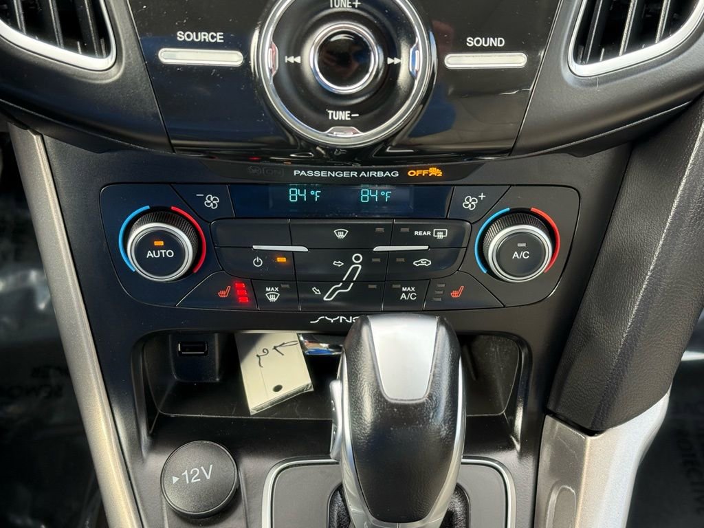 Used 2018 Ford Focus Titanium image 34