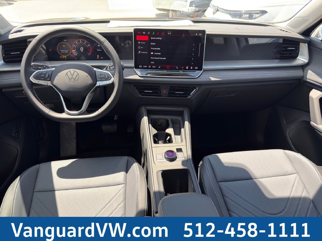 New 2026 Volkswagen Tiguan SE FWD image 25
