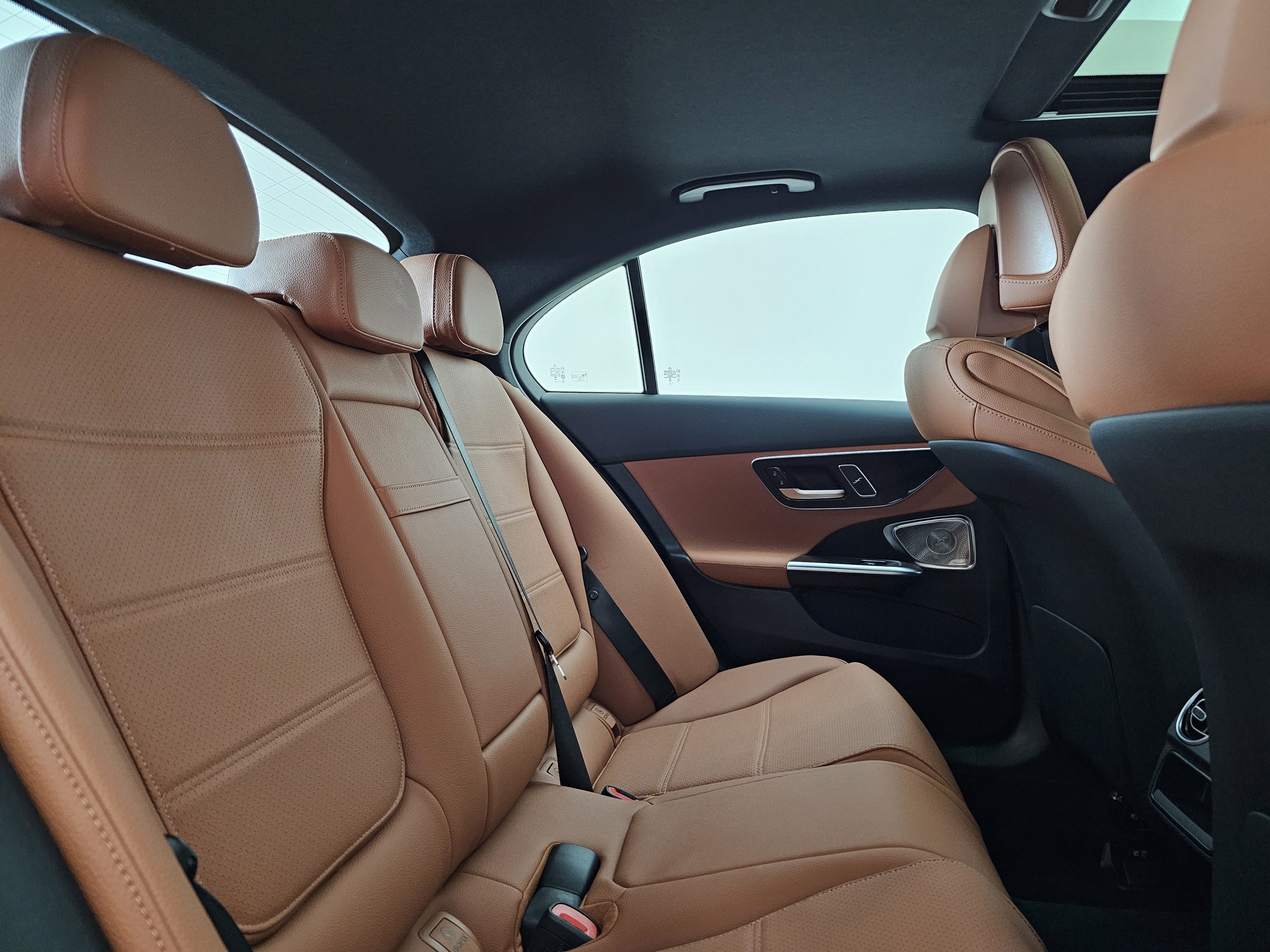 Certified 2025 Mercedes-Benz C 300 4MATIC Sedan image 27