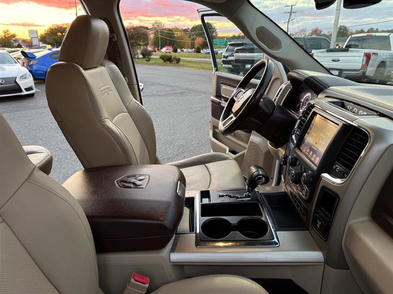 Used 2013 RAM 1500 Laramie w/ Convenience Group image 13
