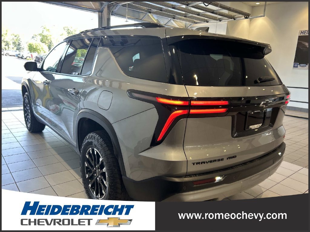 Certified 2024 Chevrolet Traverse Z71 w/ LPO, Floor Liner Package AWD/4WD image 5