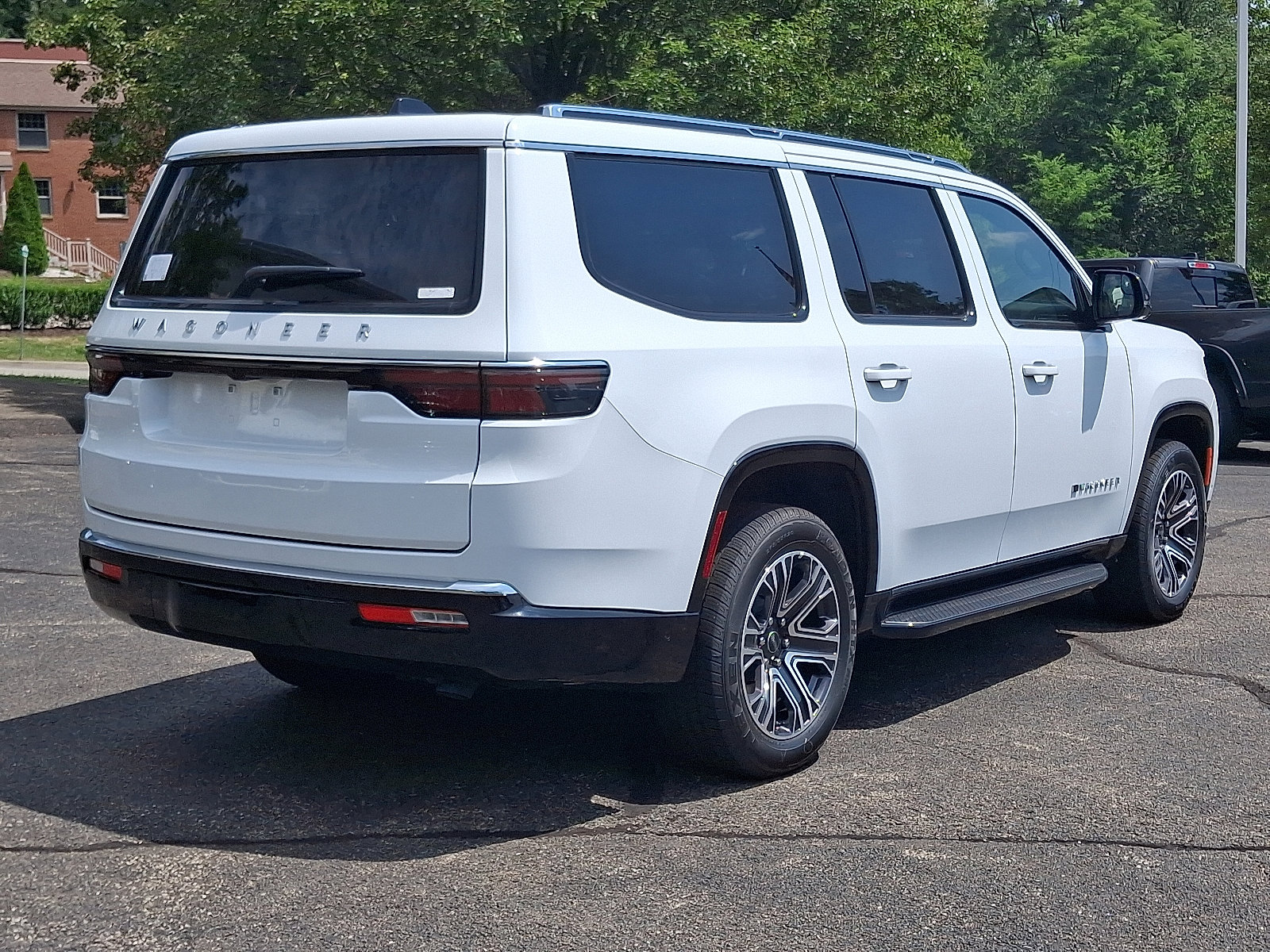 New 2025 Jeep Wagoneer 4WD w/ Convenience Group I image 6