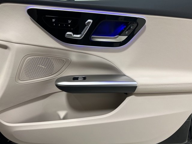 Used 2025 Mercedes-Benz C 300 4MATIC Sedan image 58