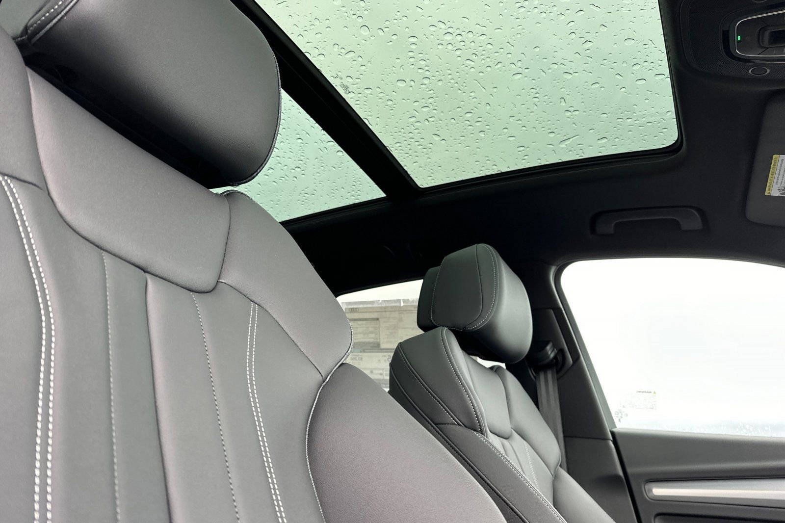 Used 2025 Audi Q5 2.0T Premium w/ Convenience Plus Package image 16