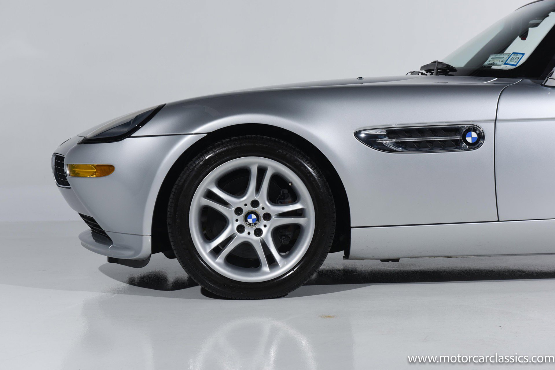 Used 2001 BMW Z8 image 24