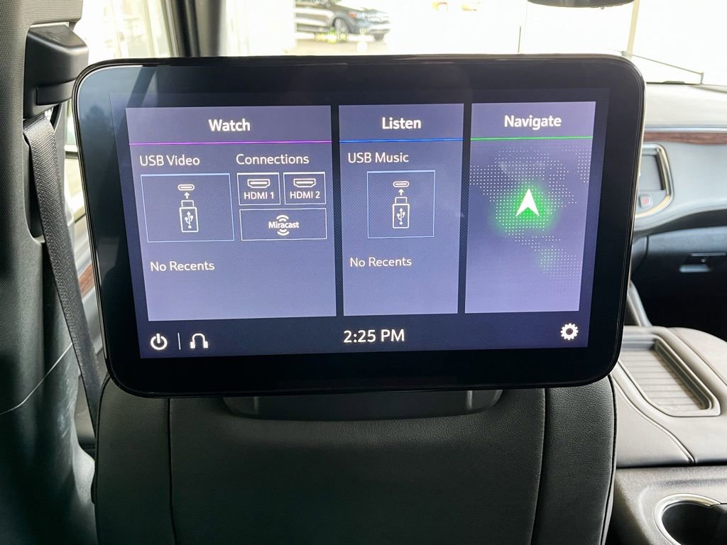 Used 2021 Chevrolet Suburban High Country w/ Premium Package image 31