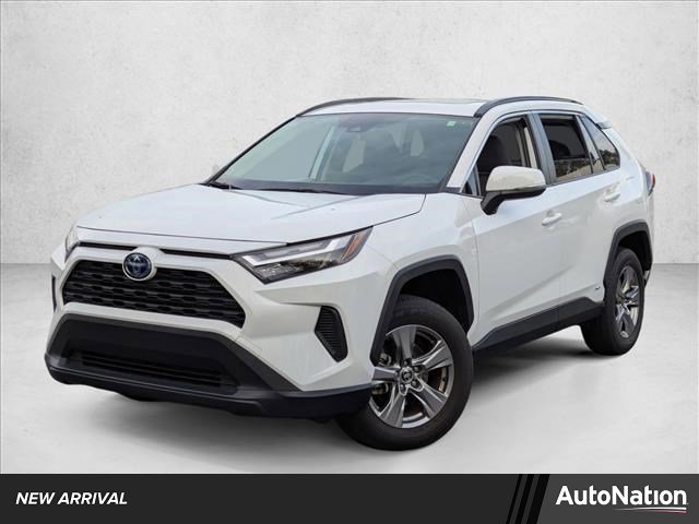 Used 2023 Toyota RAV4 XLE image 1
