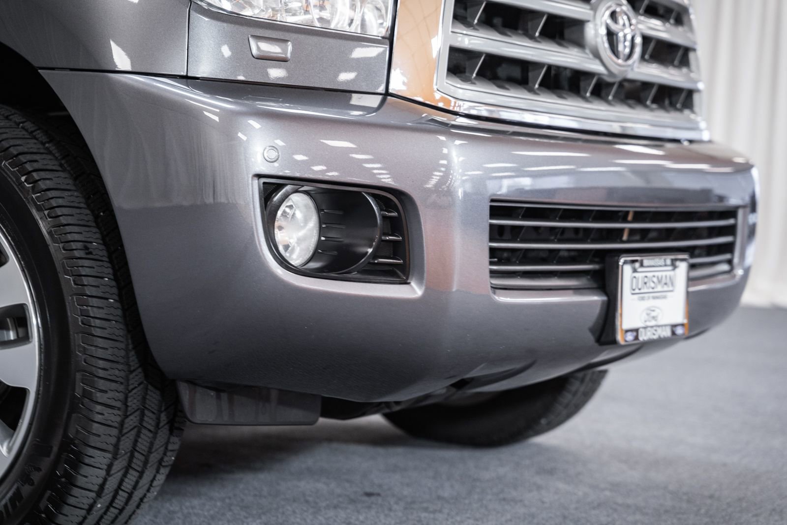 Used 2015 Toyota Sequoia Limited image 15