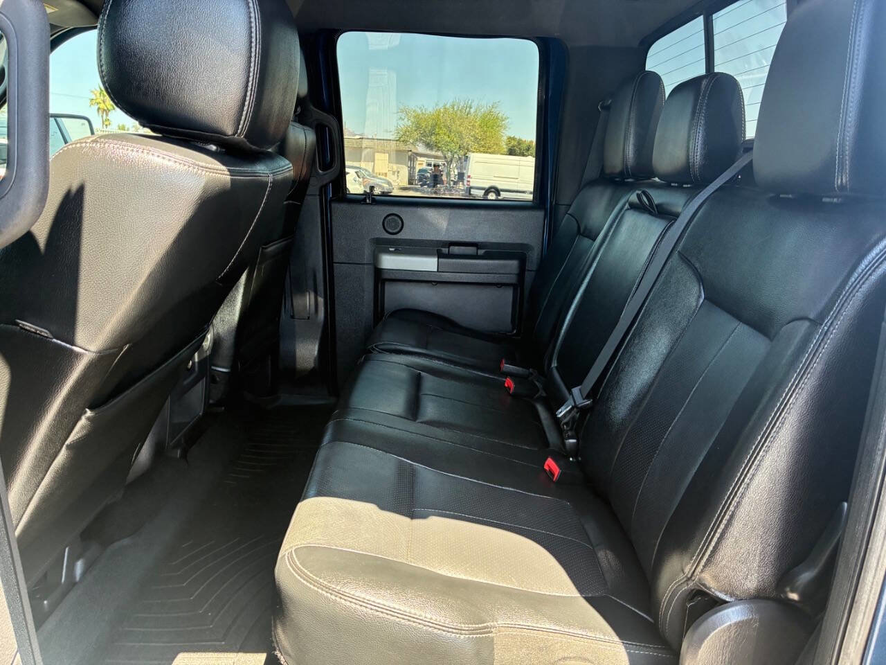 Used 2016 Ford F250 Lariat w/ Lariat Interior Package AWD/4WD image 18