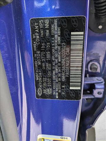 Used 2022 Hyundai Venue Limited image 15