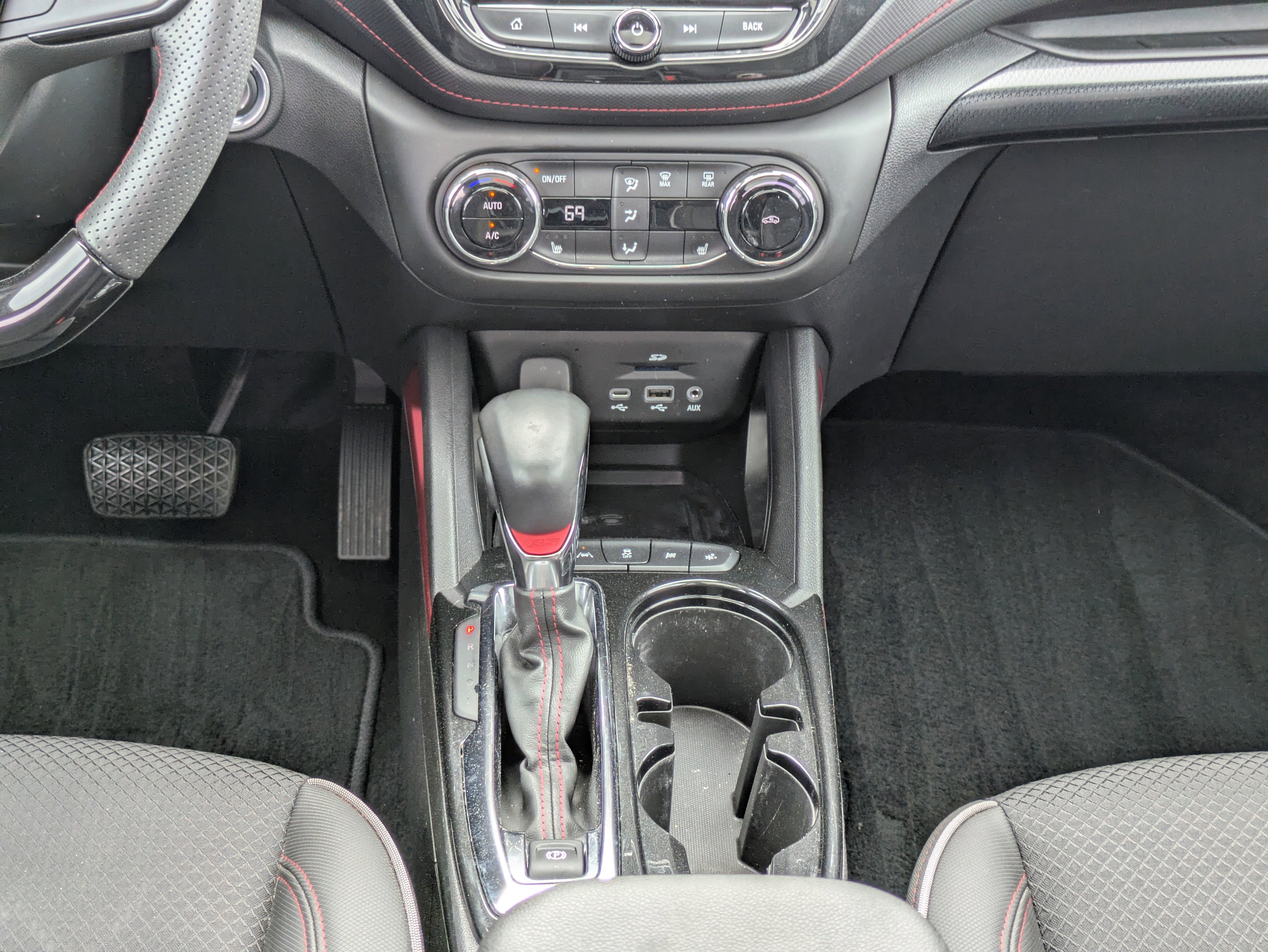 Used 2023 Chevrolet TrailBlazer RS w/ Sun and Liftgate Package image 20