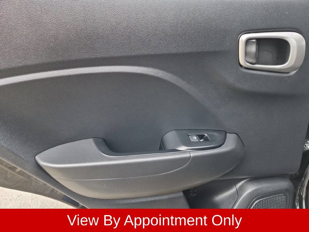 Used 2026 Hyundai Venue SEL FWD image 22