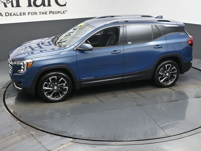 Used 2024 GMC Terrain SLT w/ Infotainment Package II image 57