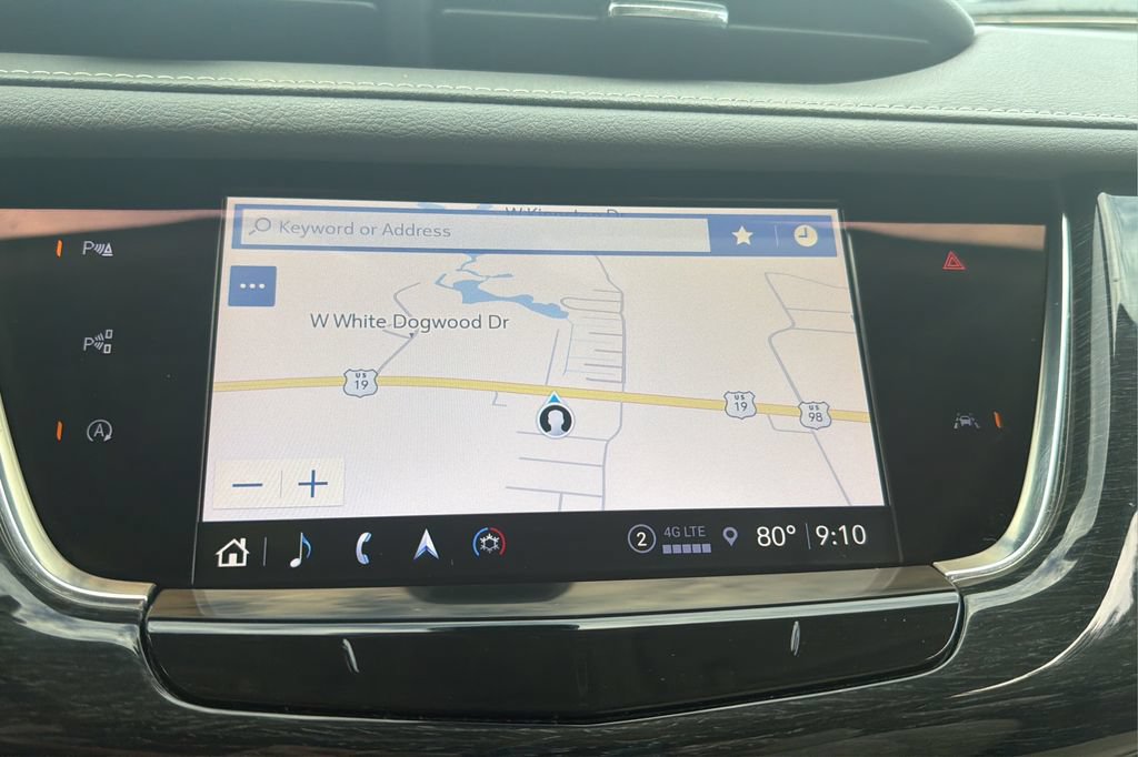 Certified 2024 Cadillac XT6 Premium Luxury w/ Technology Package FWD image 25