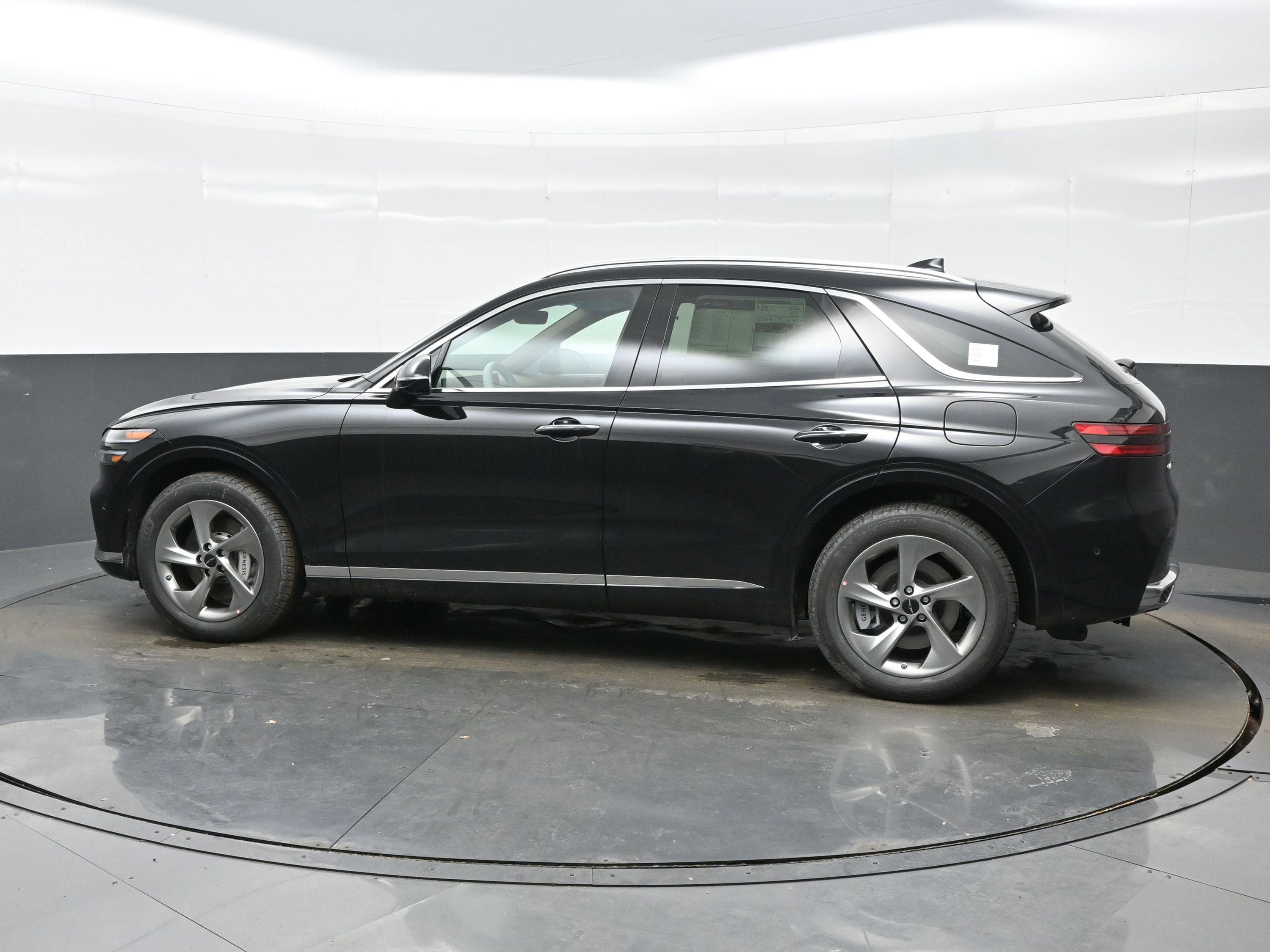 New 2026 Genesis GV70 2.5T Advanced image 3