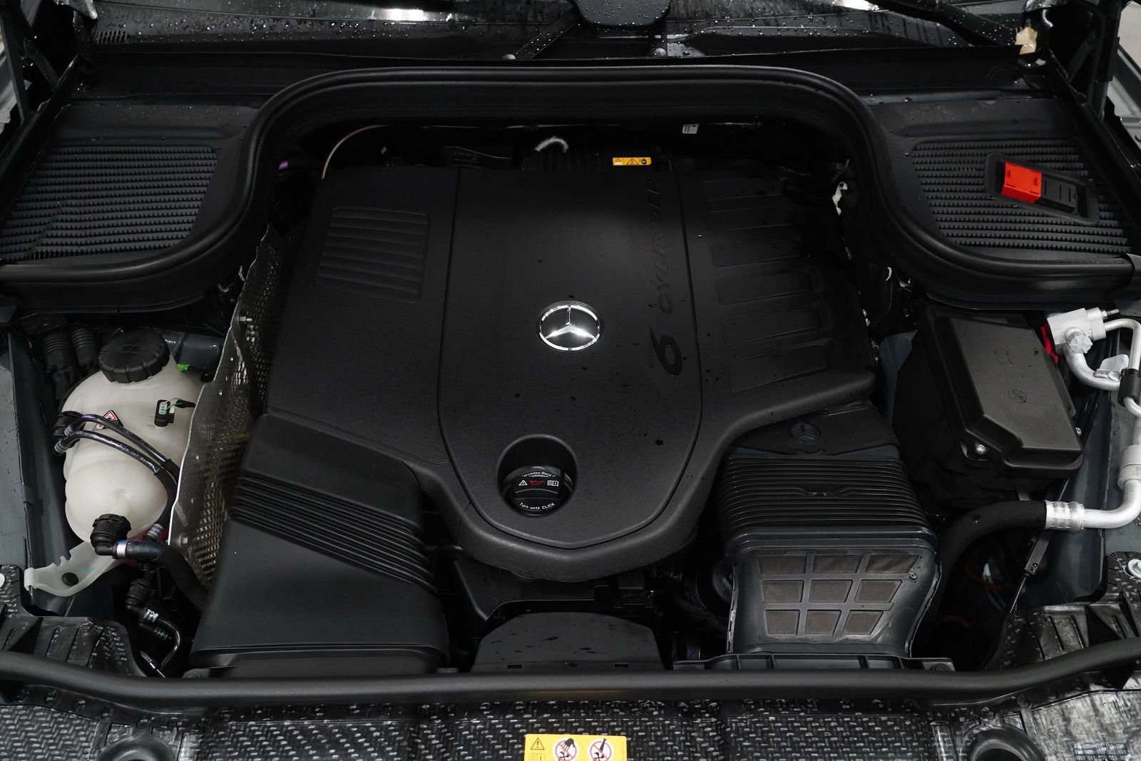 New 2026 Mercedes-Benz GLS 450 4MATIC image 34