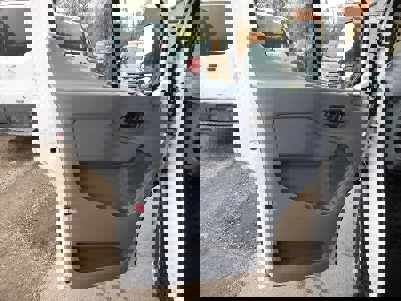 Used 2015 Ford Transit 350 XL image 18