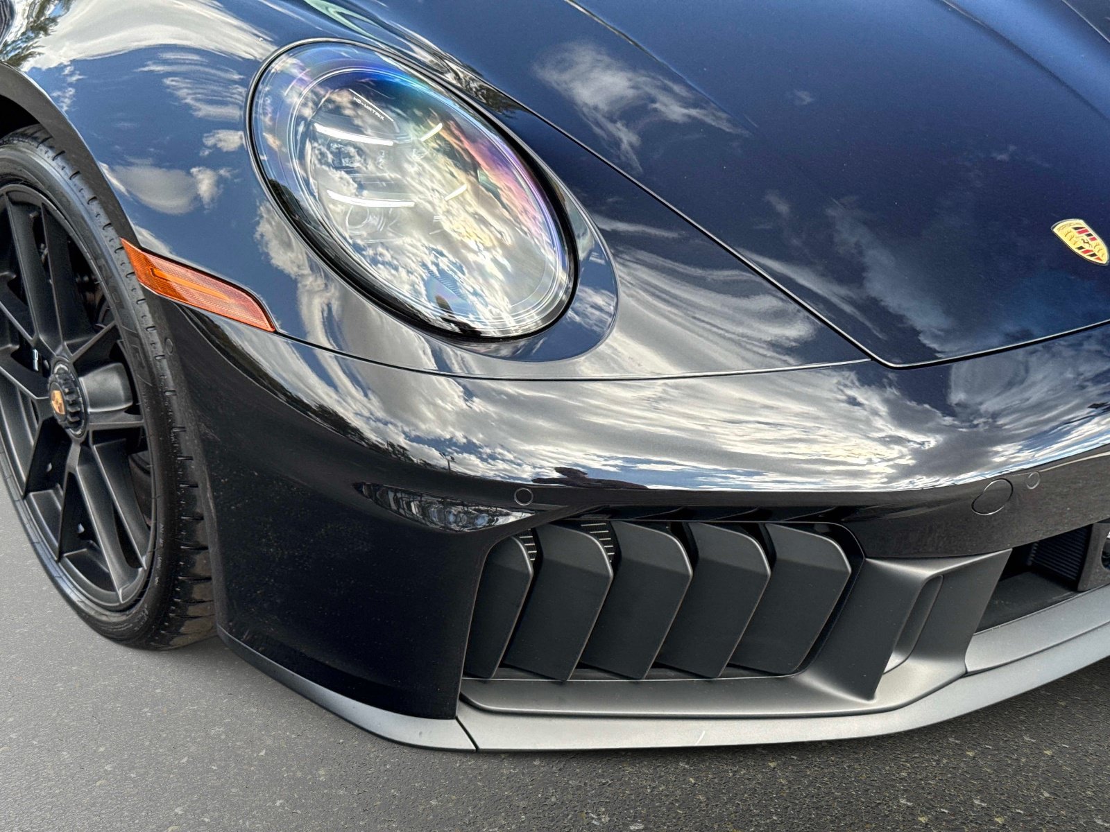 Used 2026 Porsche 911 Targa 4 GTS AWD/4WD image 9