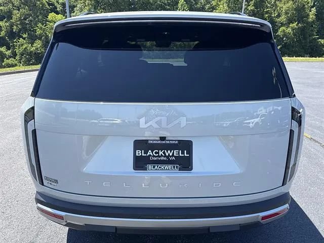 New 2027 Kia Telluride EX w/ Towing Package FWD image 5