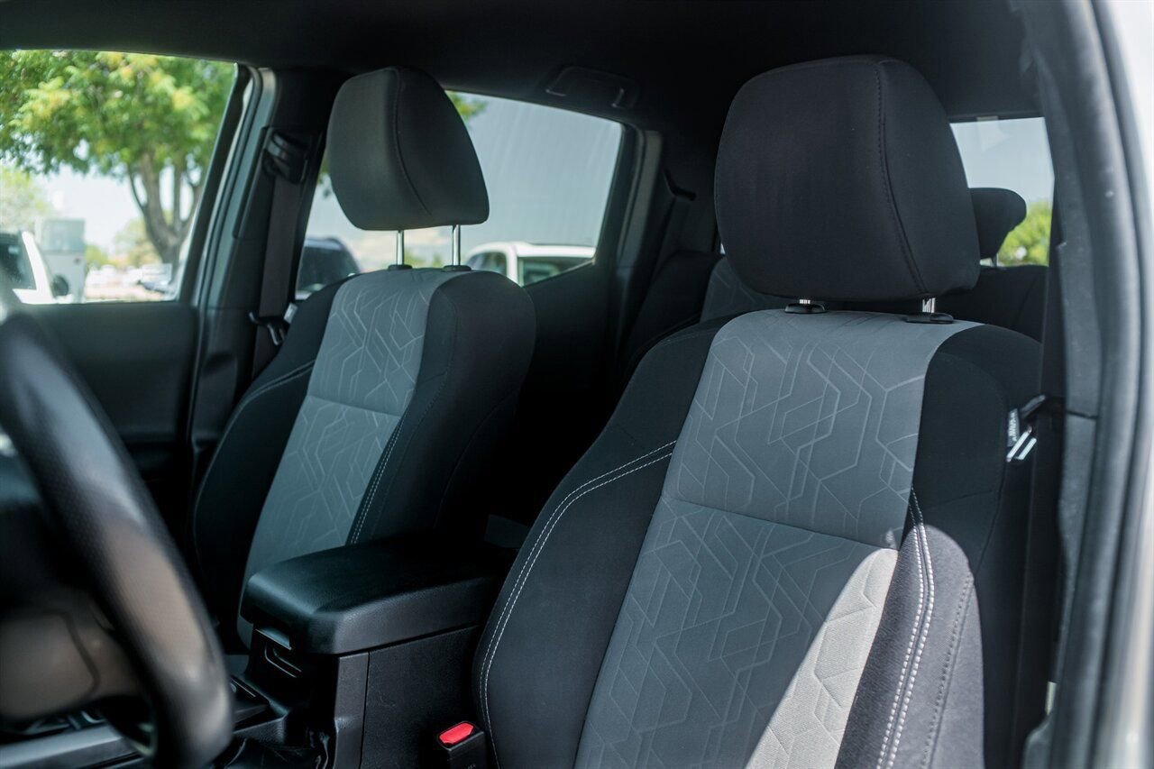Used 2023 Toyota Tacoma TRD Off-Road AWD/4WD image 18