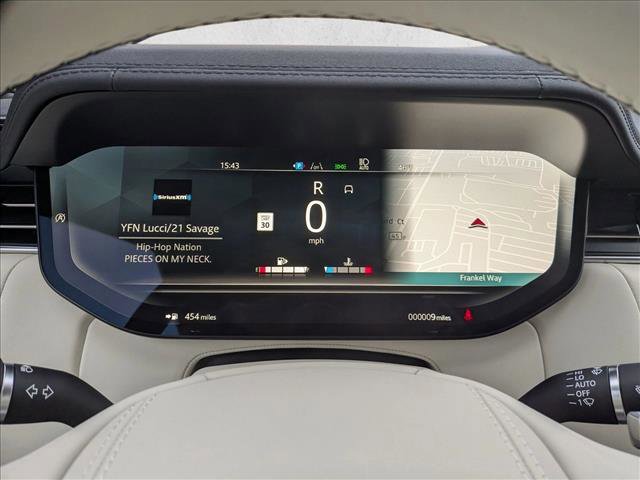 New 2026 Land Rover Range Rover SE image 11