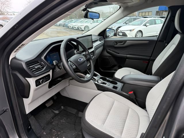 Used 2023 Ford Escape Active w/ Tech Pack #1 image 3