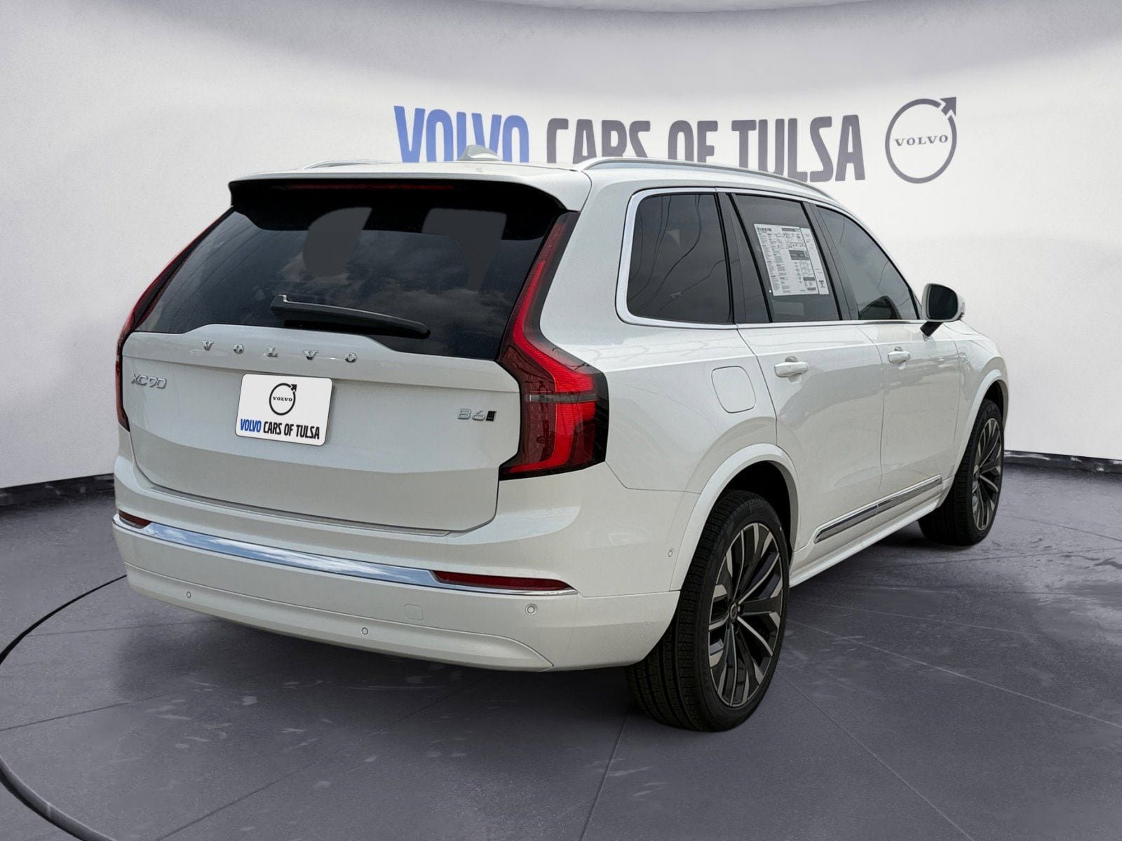 New 2026 Volvo XC90 B6 Plus w/ Protection Package Premier AWD/4WD image 5