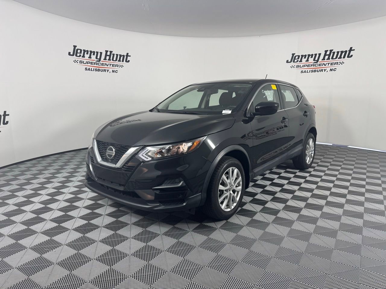 Used 2020 Nissan Rogue Sport S w/ Appearance Package